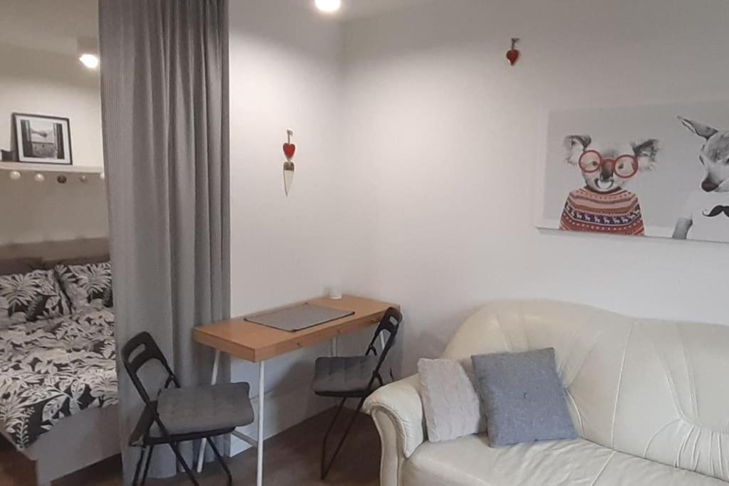 Lemuria Apartament Szkolna Centrum Legnica Kültér fotó